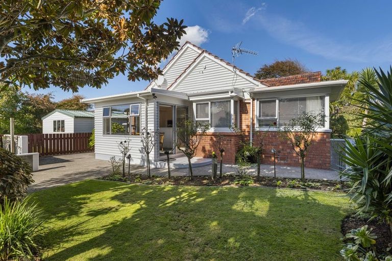 Photo of property in 59 Somerset Street, Brooklands, New Plymouth, 4310