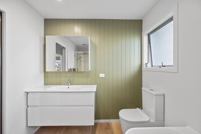 Photo of property in 18 Konini Crescent, Pirimai, Napier, 4112