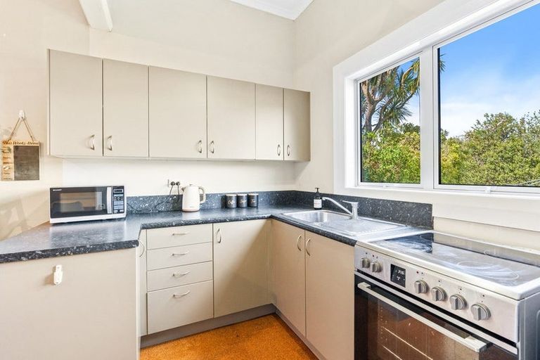 Photo of property in 37 Clifford Street, Dalmore, Dunedin, 9010