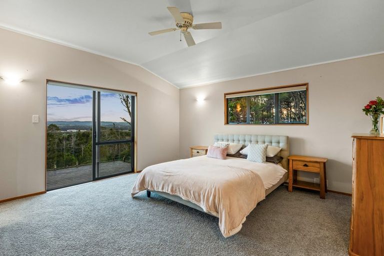 Photo of property in 45 Pinetone Road, Kumeu, 0892