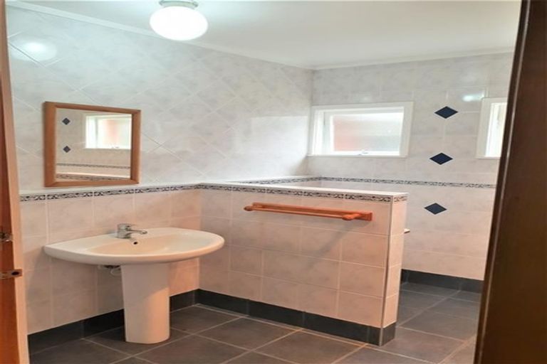 Photo of property in 34 Queen Street, Cambridge, 3434