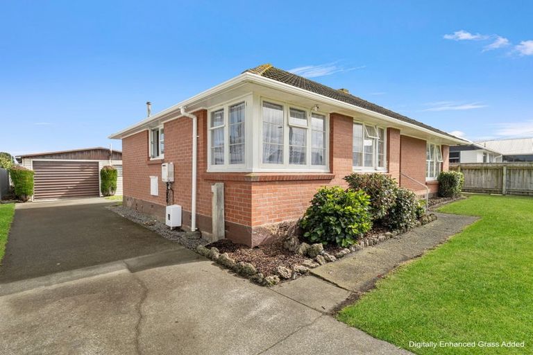 Photo of property in 20 Armstrong Place, Gonville, Whanganui, 4501