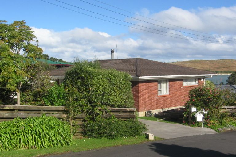 Photo of property in 1 Hawkes Street, Onerahi, Whangarei, 0110