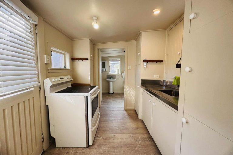 Photo of property in 105 Pitt Street, Palmerston North, 4410