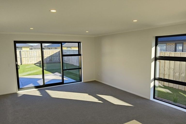 Photo of property in 8 Curtis Street, Woodend, 7610