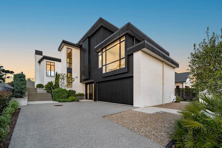 Photo of property in 14 Third Fairway Place, Albany, Auckland, 0632