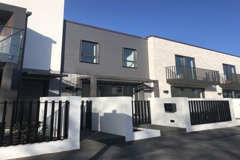 Photo of property in 7/214 Hereford Street, Christchurch Central, Christchurch, 8011