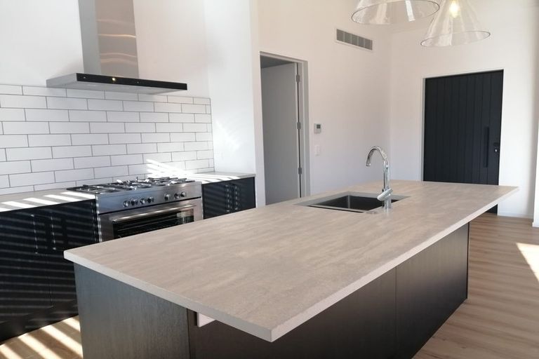 Photo of property in 8 Wheat Street, Jacks Point, Queenstown, 9371