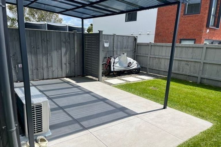 Photo of property in 11 Ngakoro Road, Karaka, Papakura, 2113