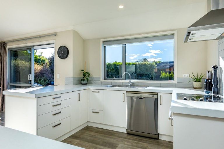 Photo of property in 15 De Castro Drive, Blenheim, 7201