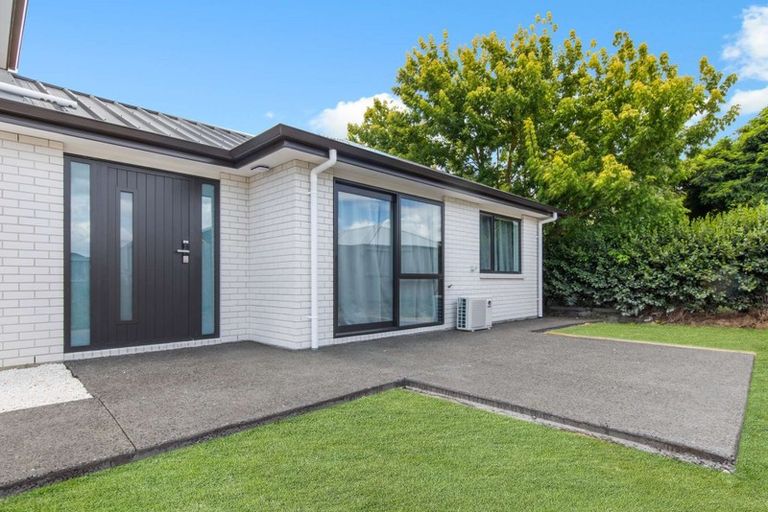 Photo of property in 23 Rose Leigh Drive, Cambridge, 3434