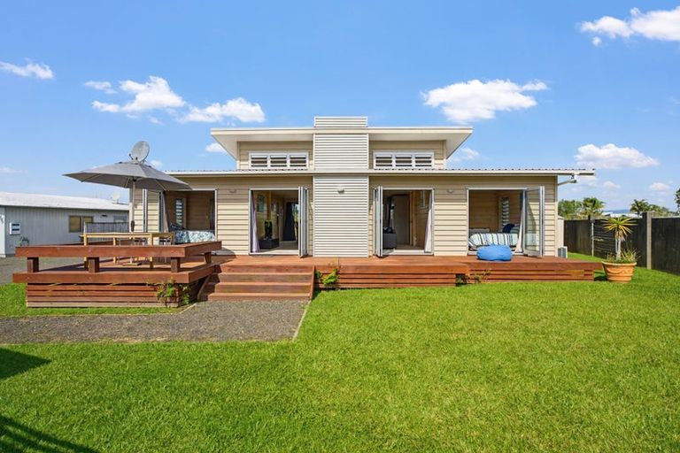 Photo of property in 42 Carina Way, Whitianga, 3510
