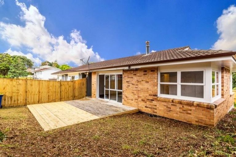 Photo of property in 45 Hogans Road, Glenfield, Auckland, 0629
