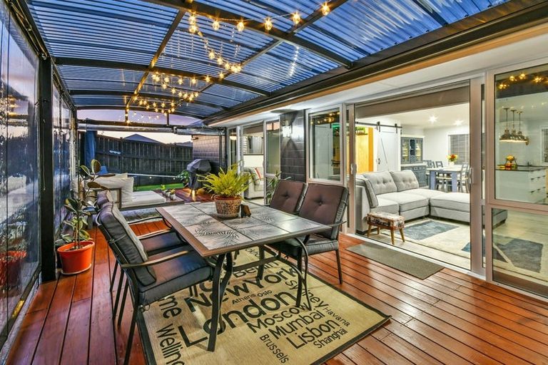Photo of property in 2 Peacock Place, Pokeno, 2402
