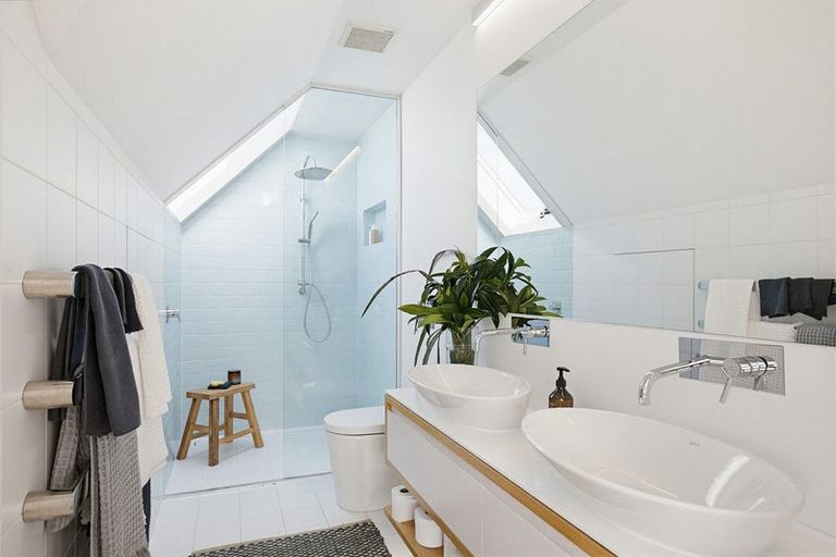 Photo of property in 20 Roscoe Terrace, Wadestown, Wellington, 6012