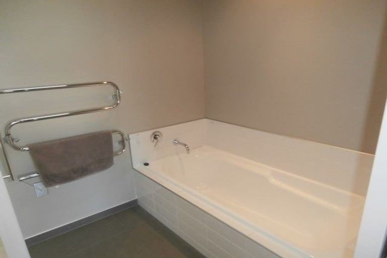 Photo of property in 136 Canon Street, Edgeware, Christchurch, 8013