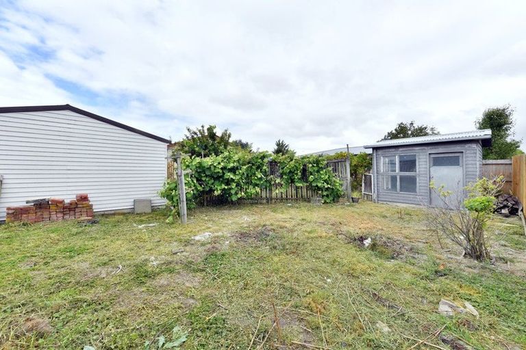 Photo of property in 31 Denniston Crescent, Redwood, Christchurch, 8051