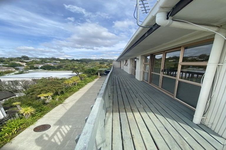 Photo of property in 2/46 Lyons Avenue, Murrays Bay, Auckland, 0630