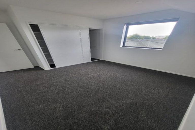 Photo of property in 2/37 Maxwell Street, Riccarton, Christchurch, 8041