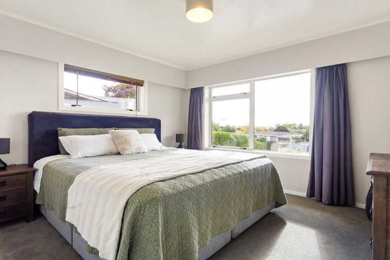 Photo of property in 8 Magenta Place, Dinsdale, Hamilton, 3204