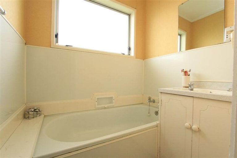 Photo of property in 82c Tawa Street, Melville, Hamilton, 3206