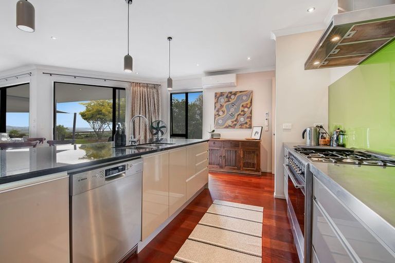 Photo of property in 69a Pipitiwai Drive, Helensville, Kaukapakapa, 0871