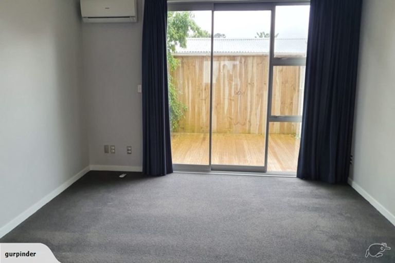 Photo of property in 32u5 Dr Taylor Terrace, Johnsonville, Wellington, 6037