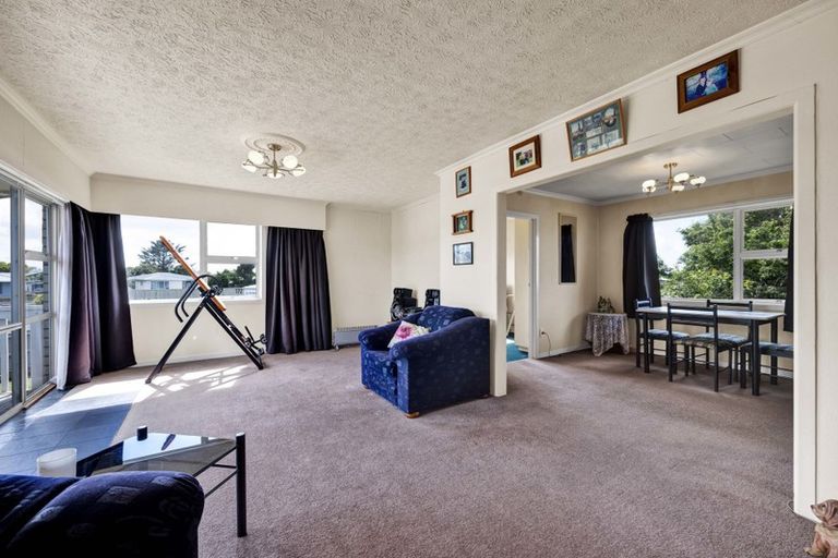 Photo of property in 192 Waihi Road, Hawera, 4610