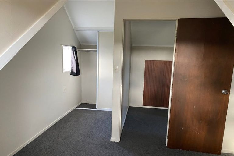 Photo of property in 2 Waimarie Park, Levin, 5510