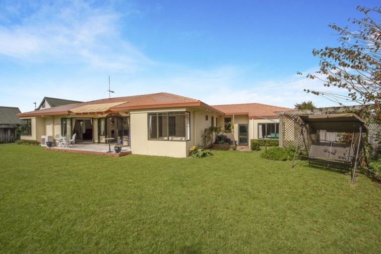 Photo of property in 15 Loveridge Place, Morrinsville, 3300