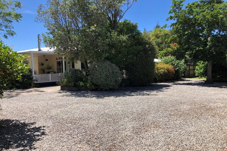Photo of property in 30 Dundas Street, Porangahau, 4293