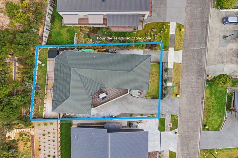 Photo of property in 111 Pacific View Drive, Whangamata, 3620