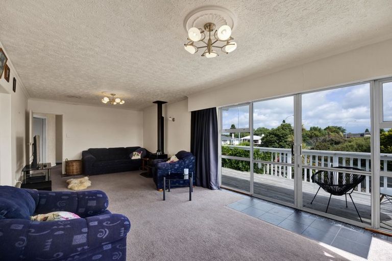 Photo of property in 192 Waihi Road, Hawera, 4610