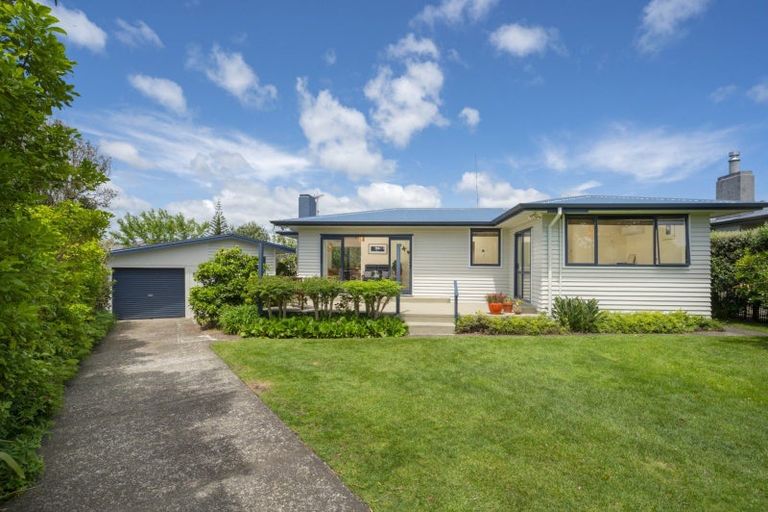 Photo of property in 10 Seaforth Grove, Greerton, Tauranga, 3112