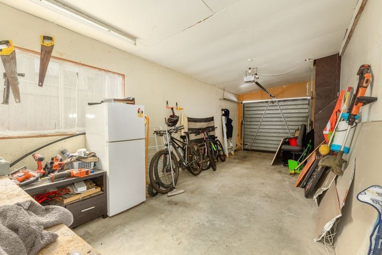 Photo of property in 12 Mahana Road, Paraparaumu Beach, Paraparaumu, 5032