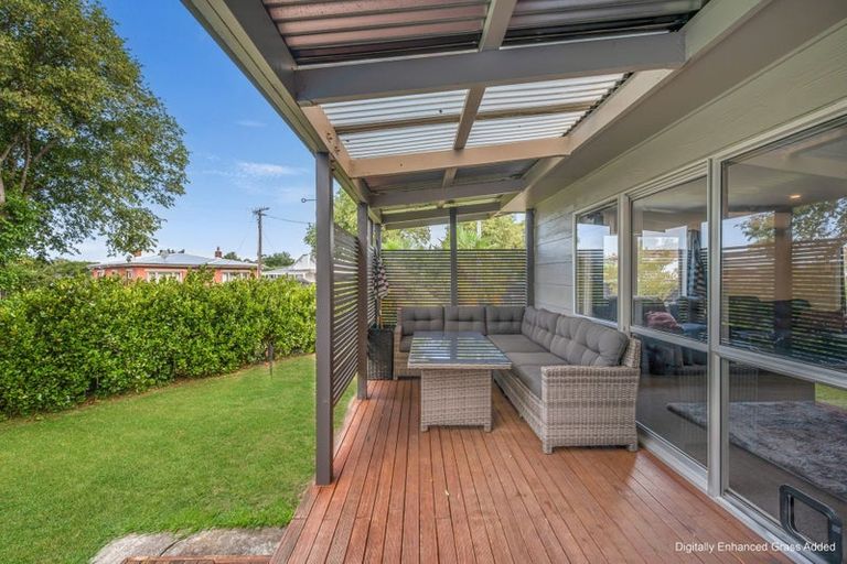 Photo of property in 24 Henderson Street, Otane, 4202
