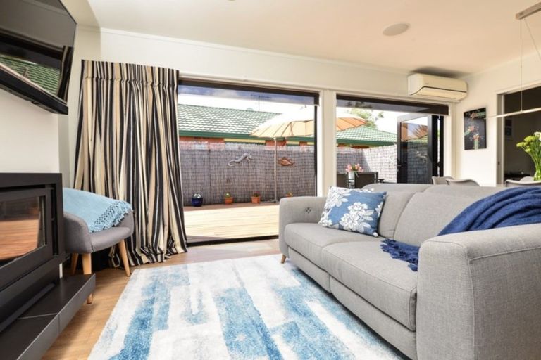 Photo of property in 83 Sandwich Road, St Andrews, Hamilton, 3200