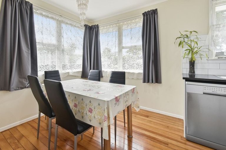Photo of property in 22 Eastburn Street, Papakura, 2110