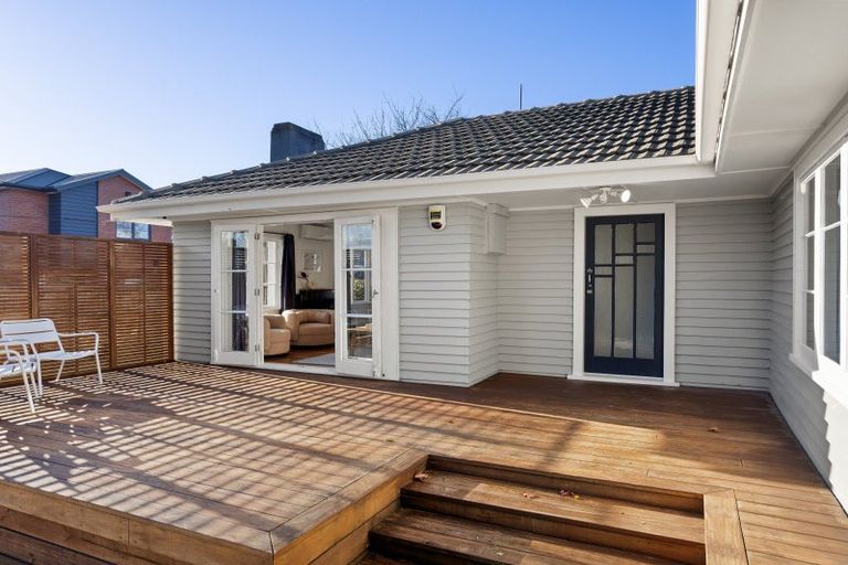 Photo of property in 13 Brocas Avenue, Hillcrest, Hamilton, 3216