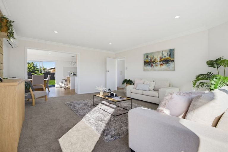 Photo of property in 6 Joanna Place, Deanwell, Hamilton, 3206
