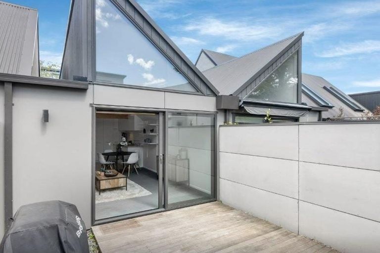 Photo of property in 3/435 Madras Street, St Albans, Christchurch, 8014