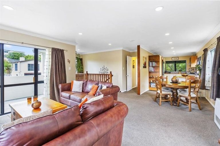 Photo of property in 4 Pilot Lane, Whitby, Porirua, 5024