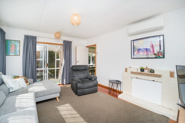 Photo of property in 32 Aberdeen Avenue, Takaro, Palmerston North, 4412