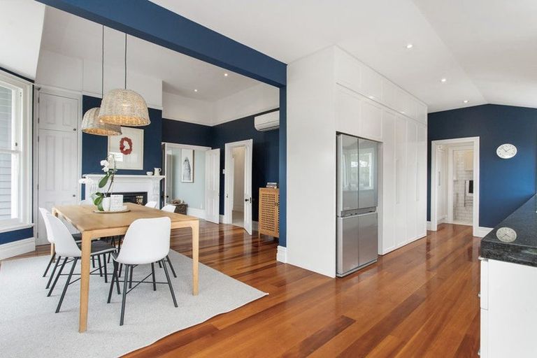 Photo of property in 6 Hawkesbury Avenue, St Albans, Christchurch, 8014