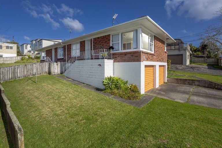 Photo of property in 1/18 Anne Road, Hillcrest, Auckland, 0627