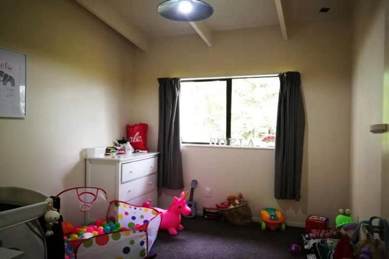 Photo of property in 2/65e Metcalfe Road, Ranui, Auckland, 0612