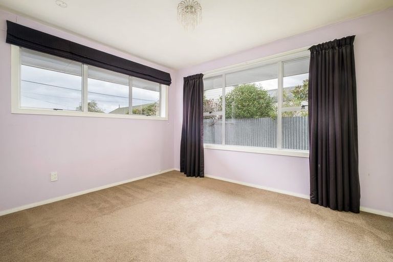 Photo of property in 2/77 Mays Road, St Albans, Christchurch, 8052