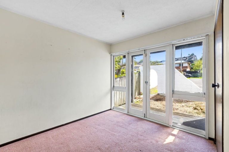Photo of property in 148 Stapleford Crescent, Browns Bay, Auckland, 0630