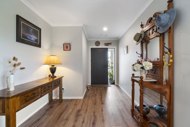 Photo of property in 29 Fry Road, Halcombe, Feilding, 4777