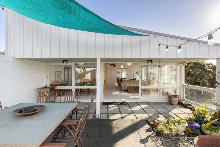 Photo of property in 75 Sutherland Road, Brookfield, Tauranga, 3110